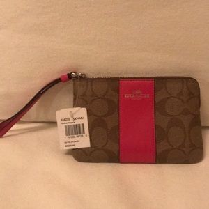Coach- tech/ small wallet